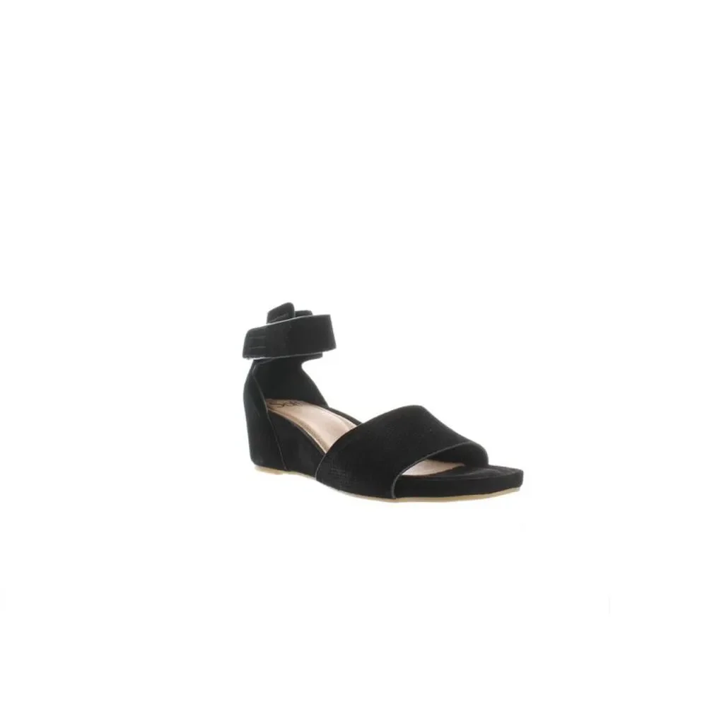 Sofft Black Ankle Strap Heels - Picture 2 of 4